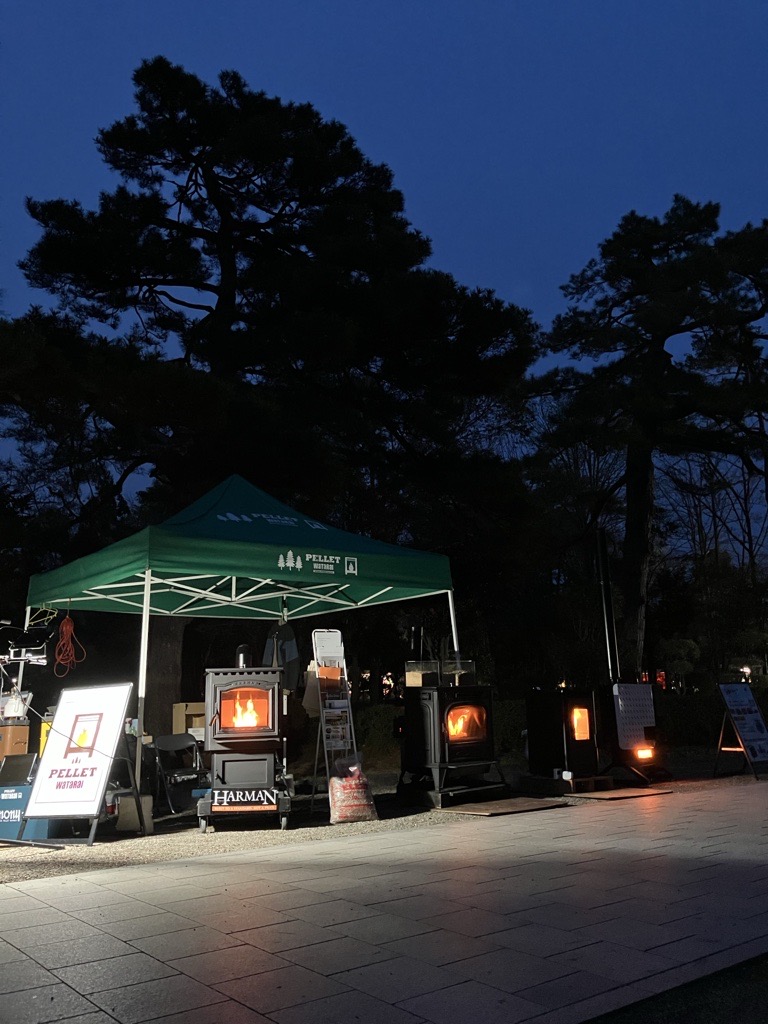 昨年の出展ブースの様子(夜)